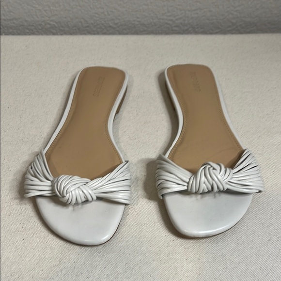 Express Shoes - Express White Nautical Knot Sandals